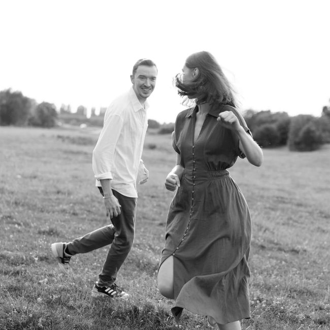 Andreea si Gabi alergand unul dupa celalalt